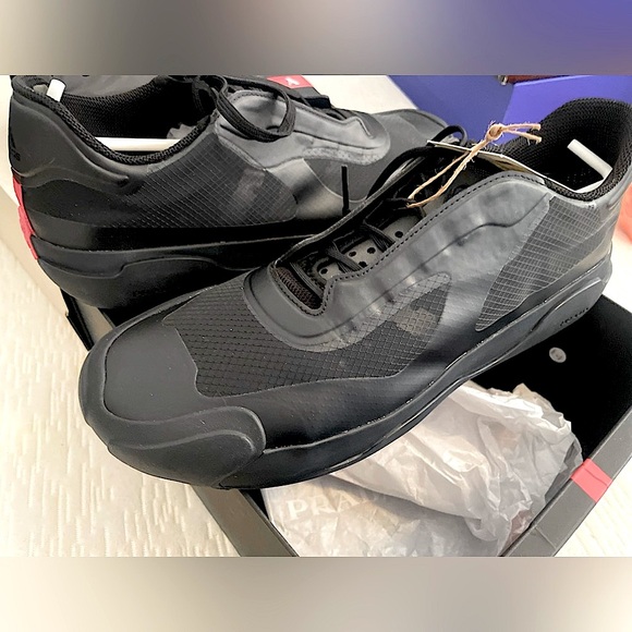 Brand New A+P Prada Luna Rossa - Picture 2 of 14